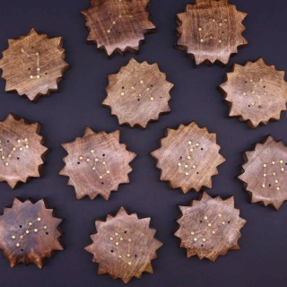 Byk - Grawerowana Podstawka ze Znakiem Zodiaku - Słońce