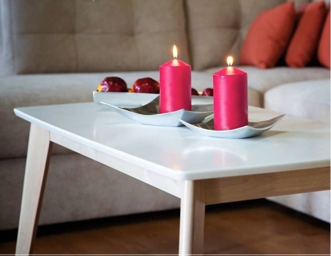 Świece pieńkowe w kolorze czerwonym