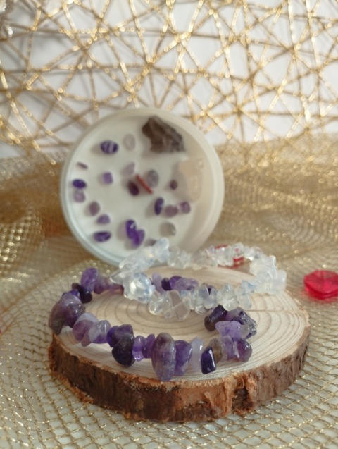 Zestaw upominkowy - świeca sojowa z kamieniami naturalnymi + dwie bransoletki