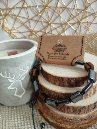 Zestaw upominkowy dla niego - świeca sojowa + bransoletka magnetyczna