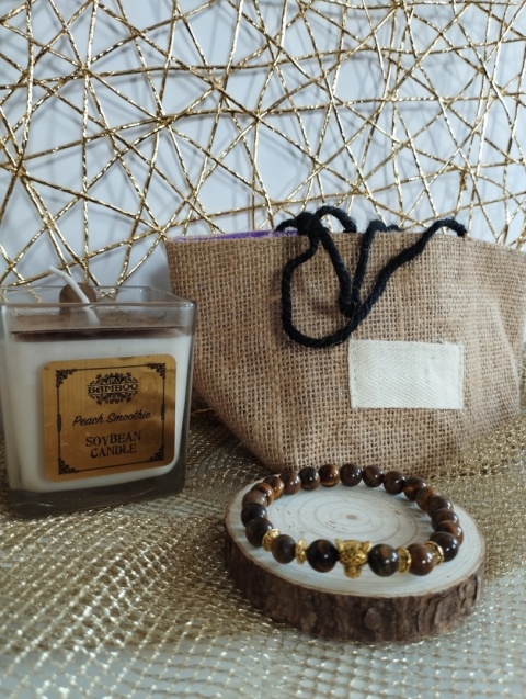 Zestaw upominkowy - świeczka brzoskwiniowa + bransoletka + ozdobny koszyczek